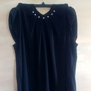 Elle Pearl dress top